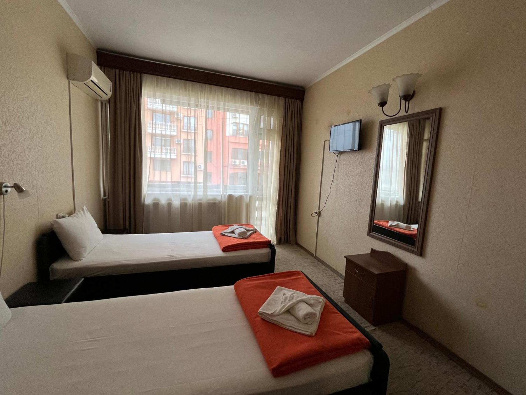 Park Hotel Ivailo Veliko Tarnovo Room photo