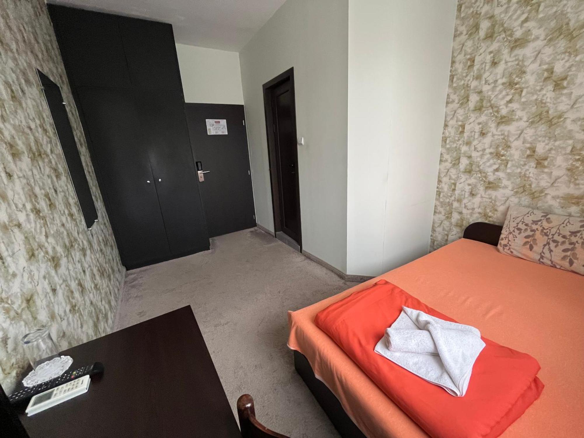 Park Hotel Ivailo Veliko Tarnovo Room photo