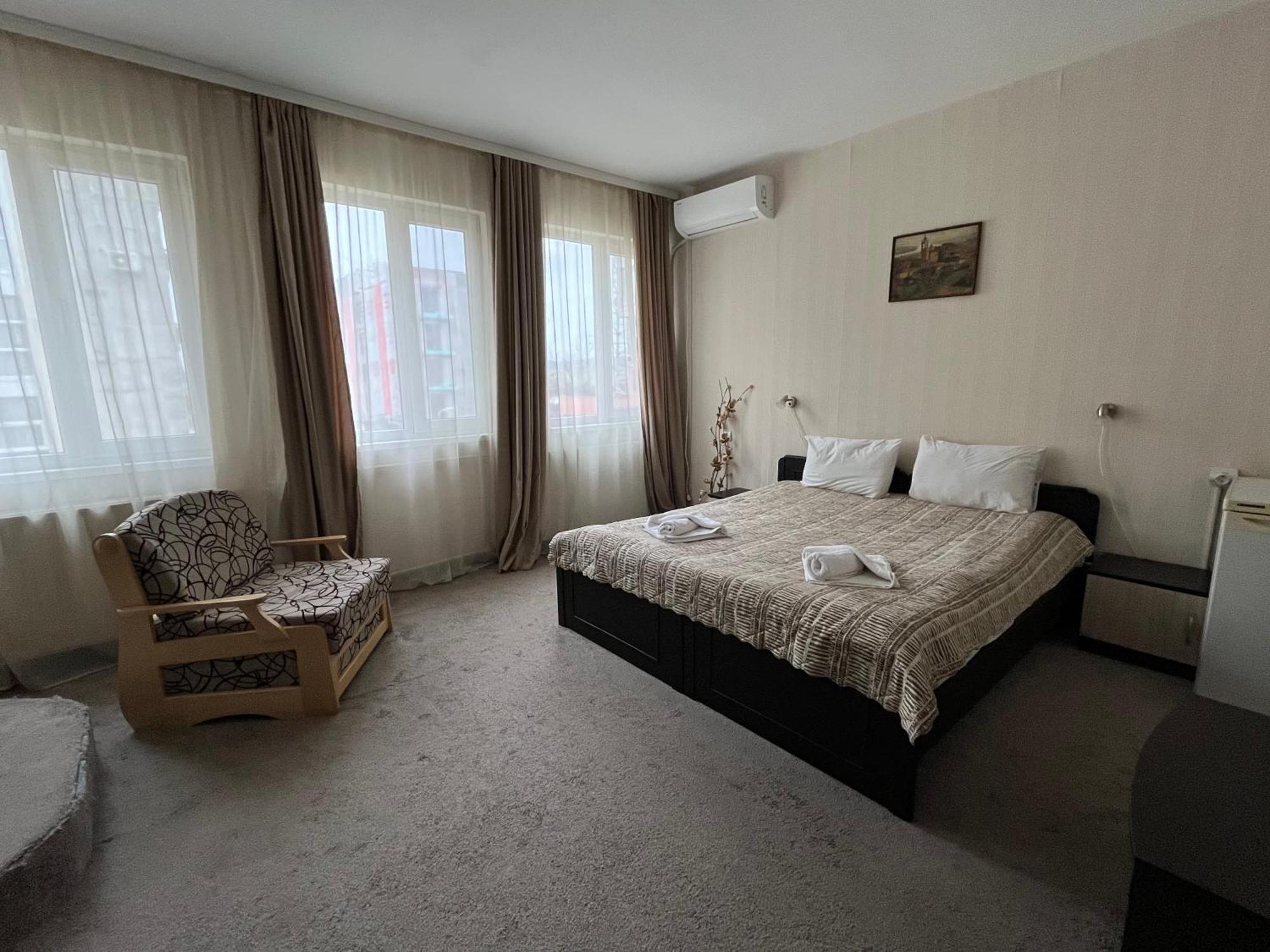 Park Hotel Ivailo Veliko Tarnovo Exterior photo
