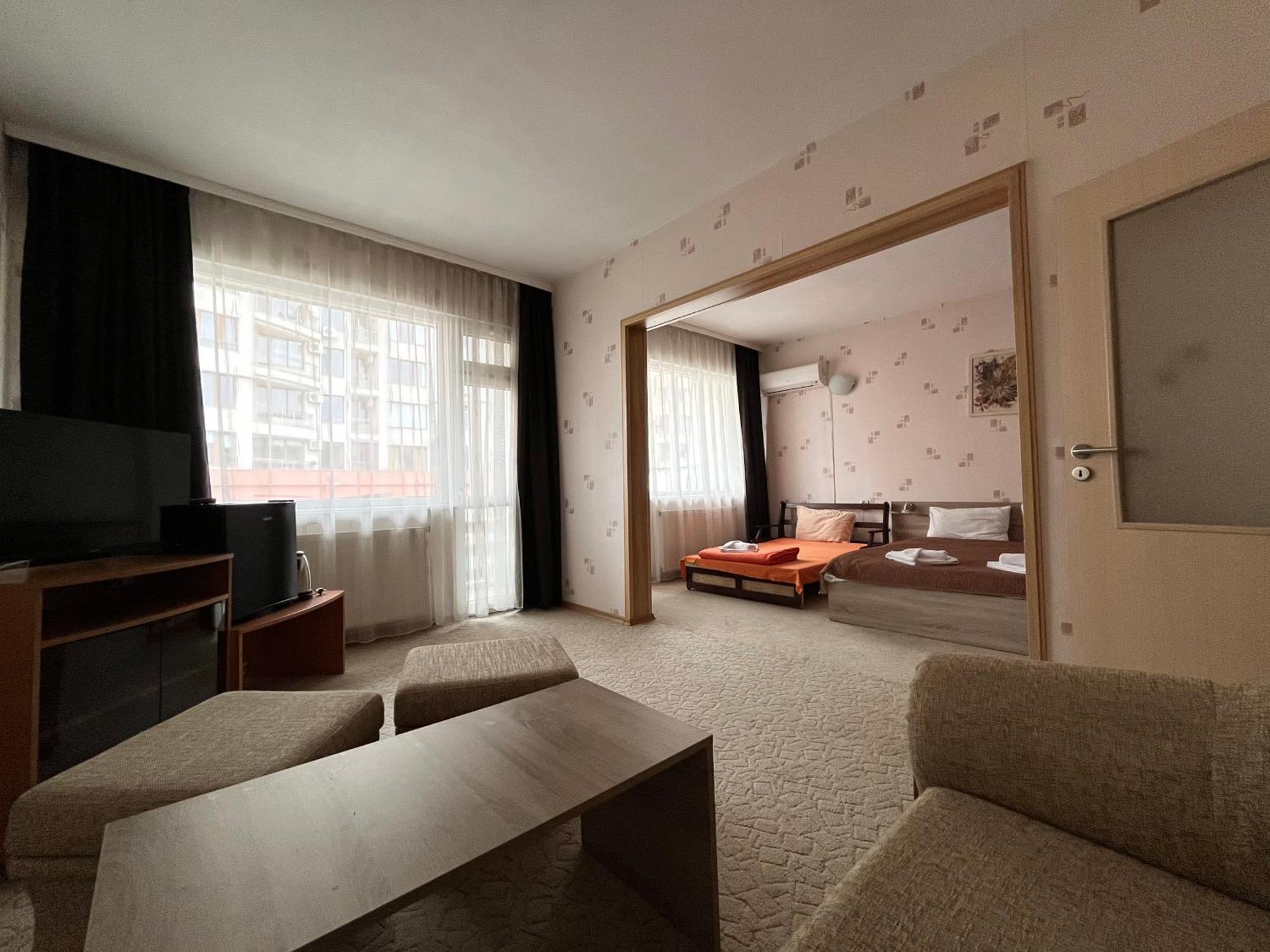 Park Hotel Ivailo Veliko Tarnovo Room photo